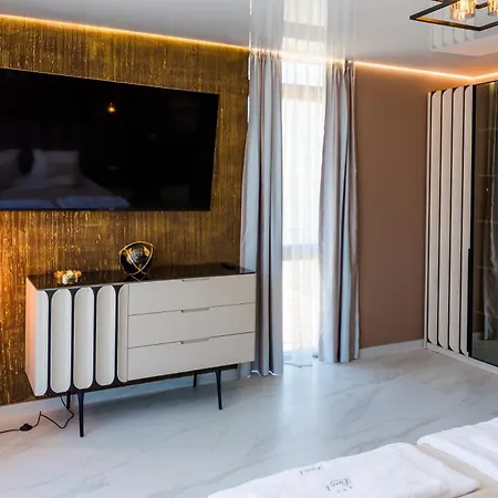 Luxe 1