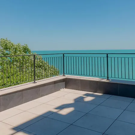 Luxe 1 Апартамент